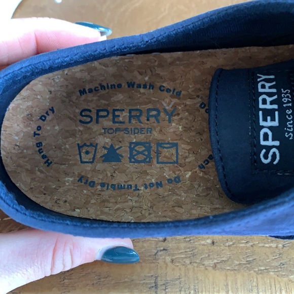 Men’s Sperry shoes - Picture 3 of 7